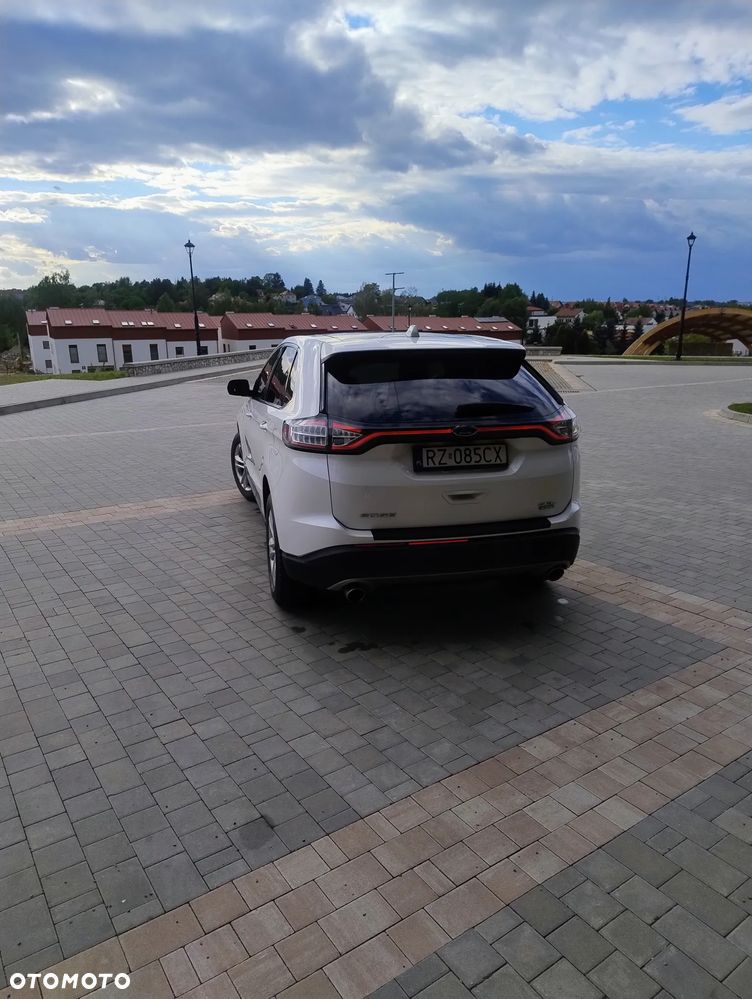 Ford Edge - 18
