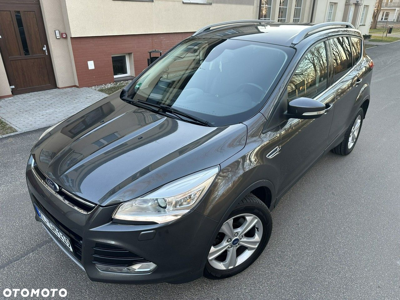 Ford Kuga - 2