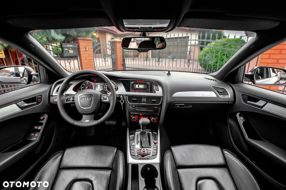 Audi A4 Avant 3.0 TDI DPF clean diesel quattro tiptron S line Sportpaket - 23