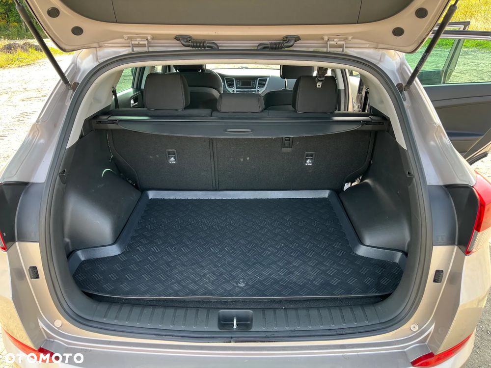 Hyundai Tucson 1.6 GDI BlueDrive Comfort 2WD - 10