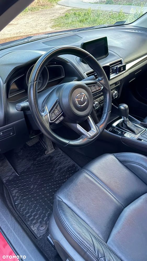Mazda 3 - 5