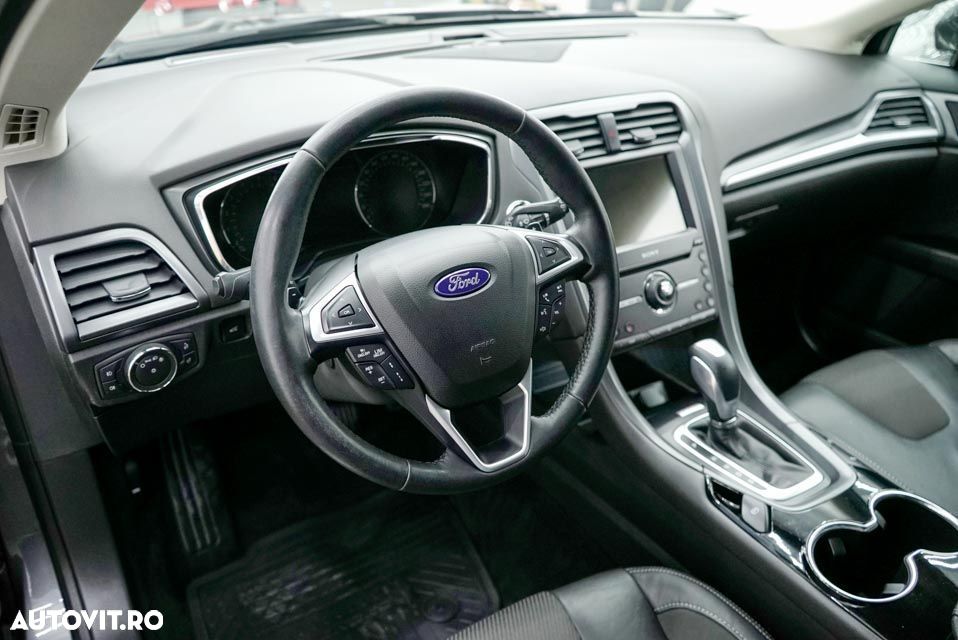 Ford Mondeo 2.0 TDCi Powershift AWD Titanium - 11