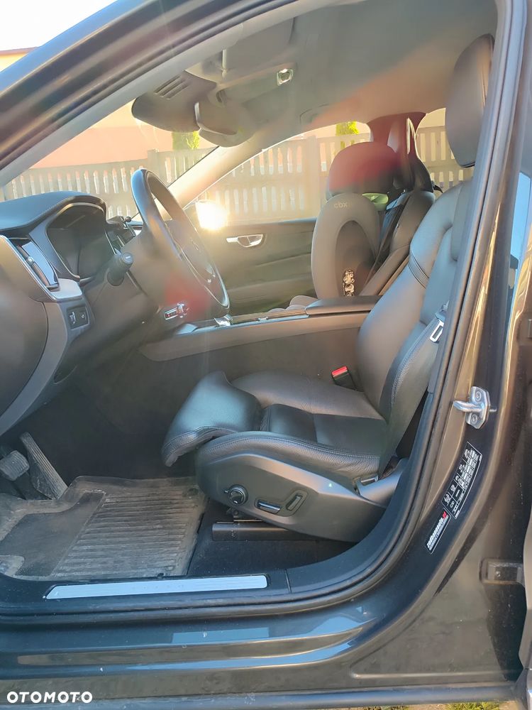 Volvo XC 60 B5 B AWD Inscription - 8