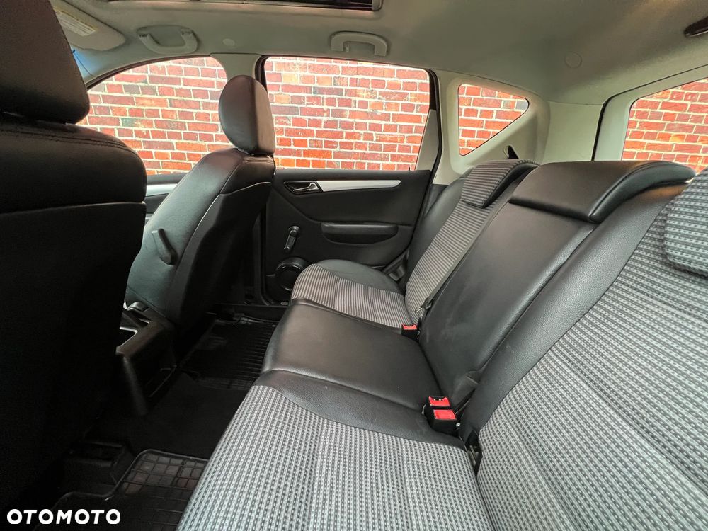 Mercedes-Benz Klasa A - 16