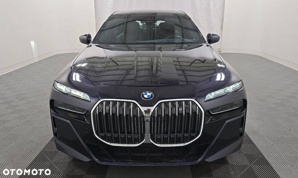 BMW Seria 7 - 9