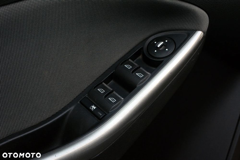 Ford Focus - 10