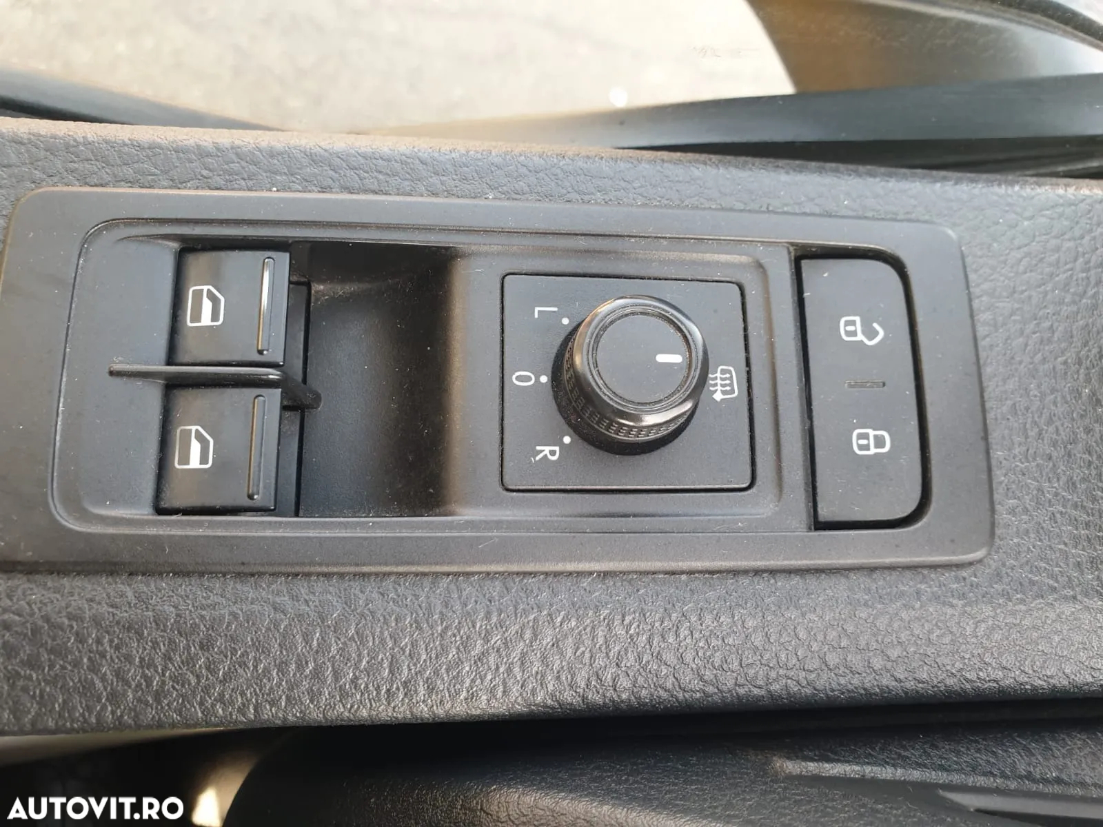 Volkswagen Transporter Kombi T6 2.0 TDI 75 kW LR - 29