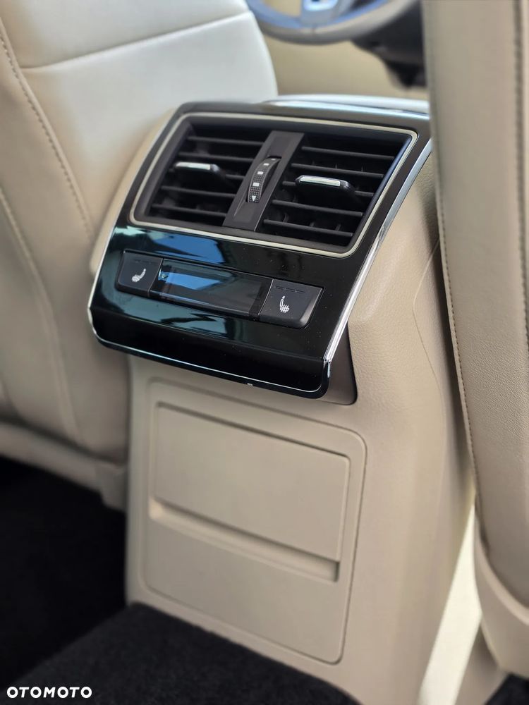 Skoda Superb 2.0 TSI Style DSG - 23