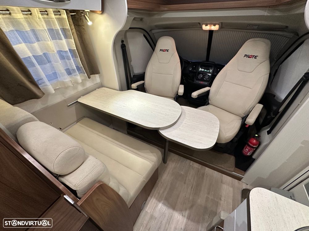 Pilote Essential P600 - 12