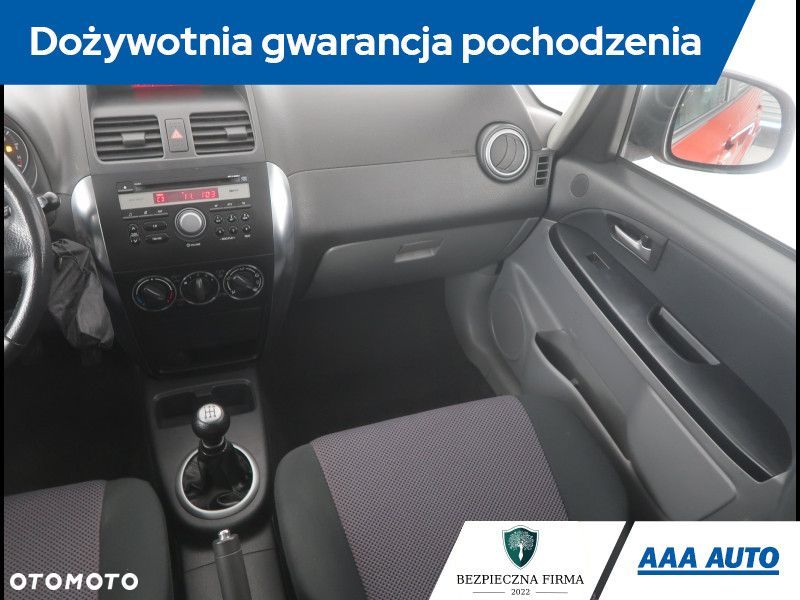 Suzuki SX4 - 9