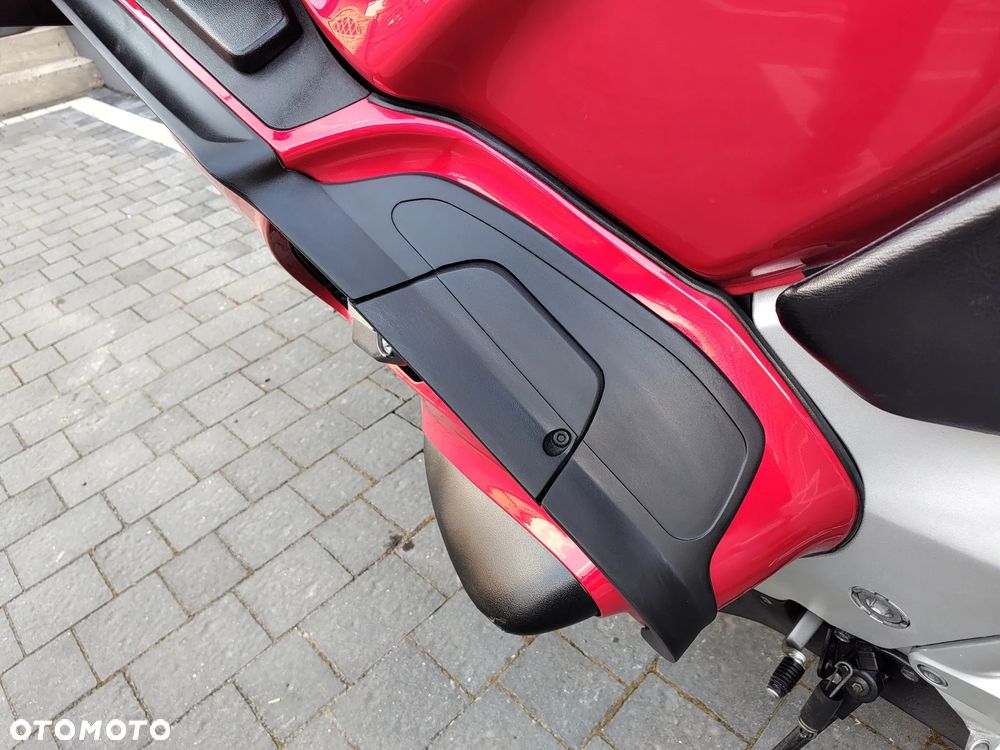 Honda ST - 17