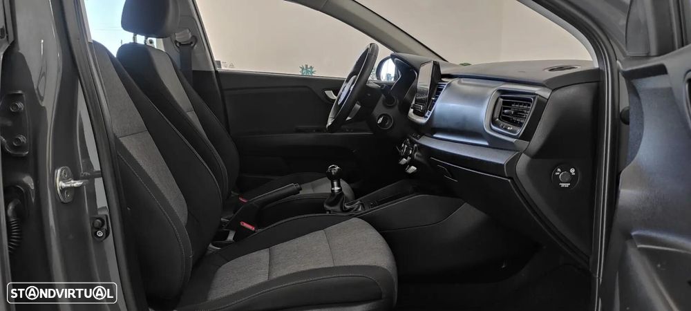 Kia Stonic 1.2 Dynamic - 24