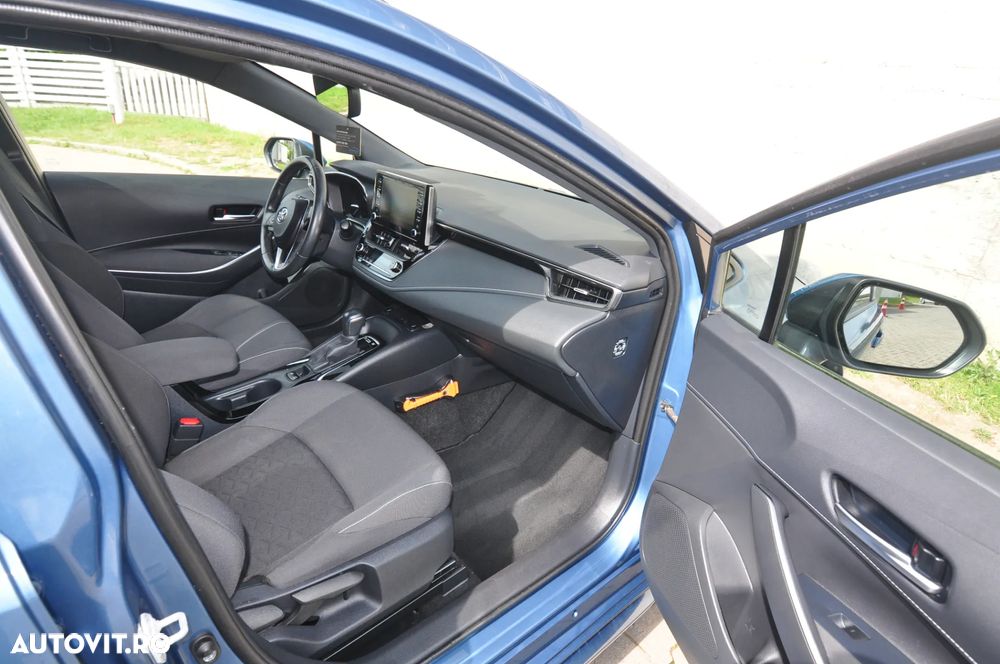 Toyota Corolla 1.8 HSD Business - 10