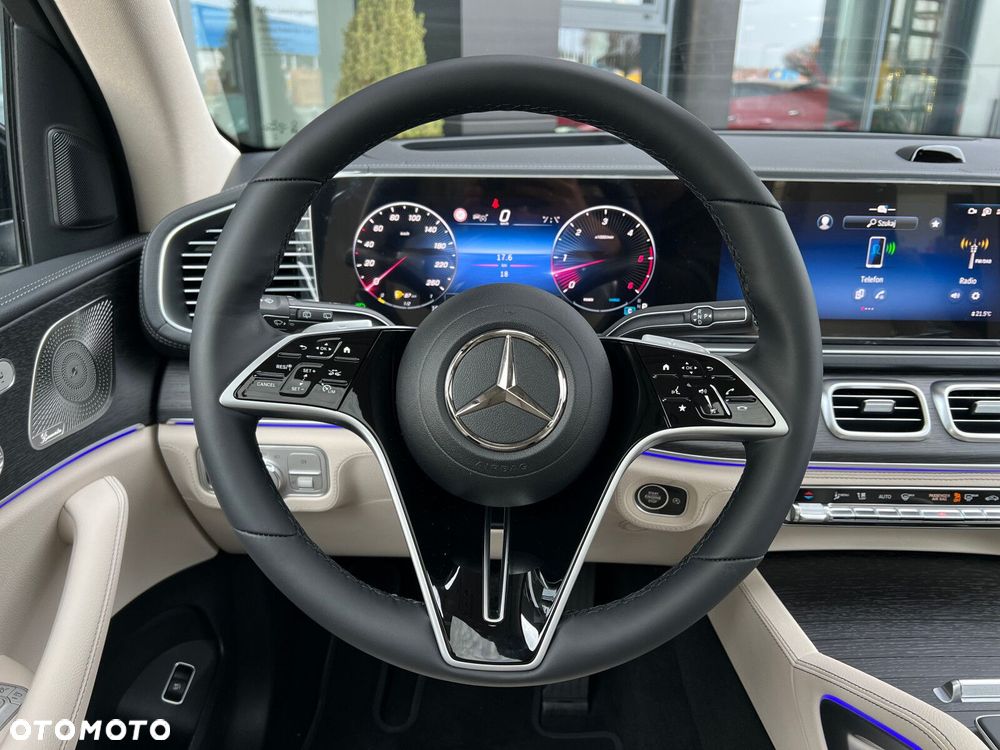Mercedes-Benz GLE - 17