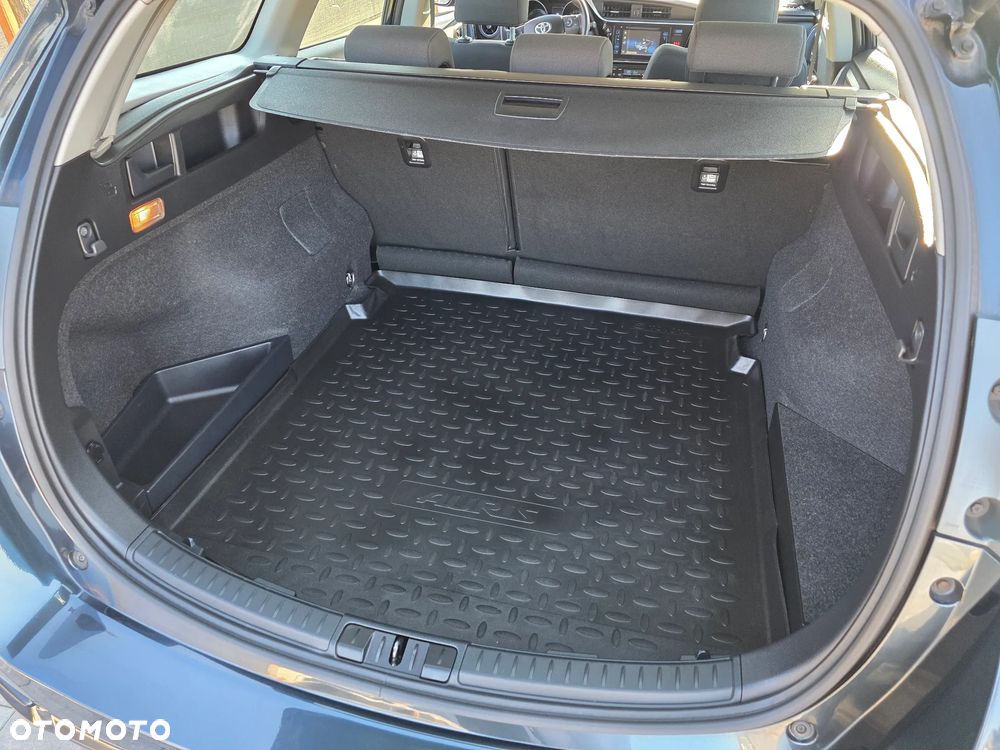 Toyota Auris 1.8 VVT-i Automatik Edition-S - 19