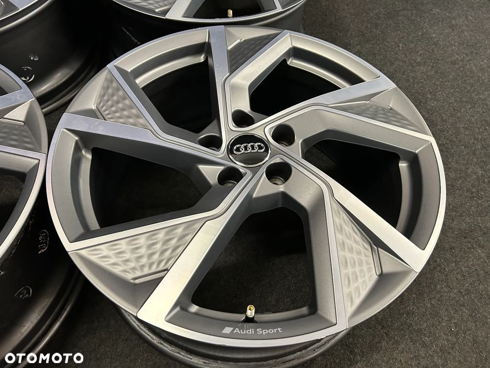 Alufelgi Audi S3, RS3 8Y0 19 cali 5x112 4szt. 8Y0601025Q - 11