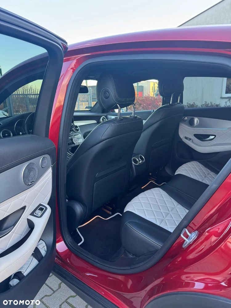 Mercedes-Benz GLC - 14