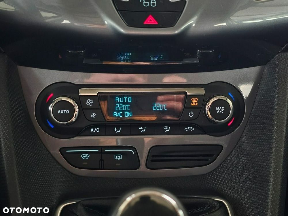 Ford Tourneo Connect - 24