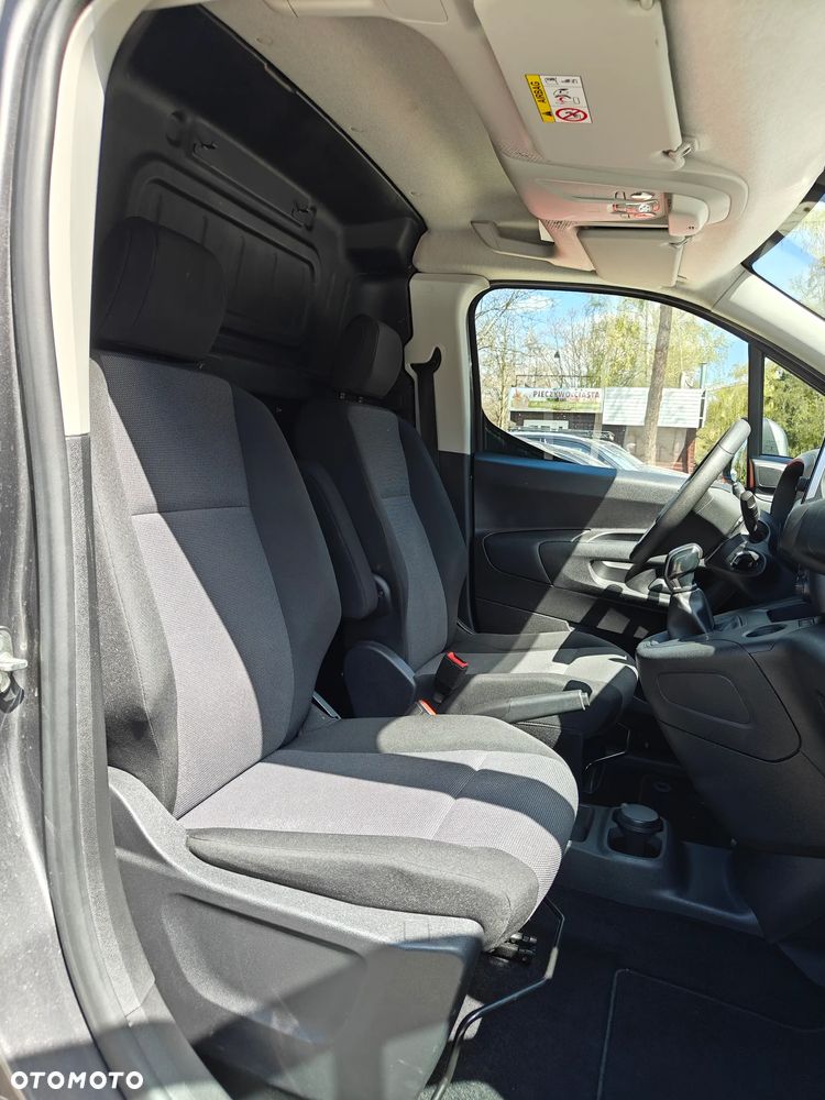 Opel Combo 1.5 CDTI Essentia S&S - 23