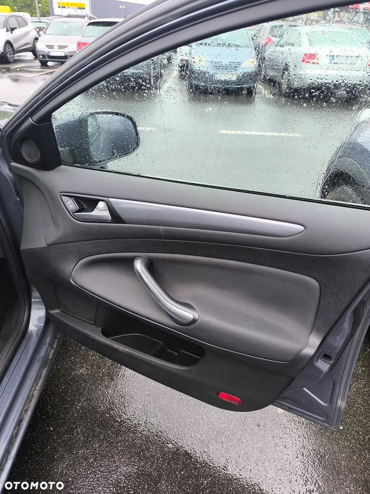 Ford Mondeo 1.6 Silver X - 16