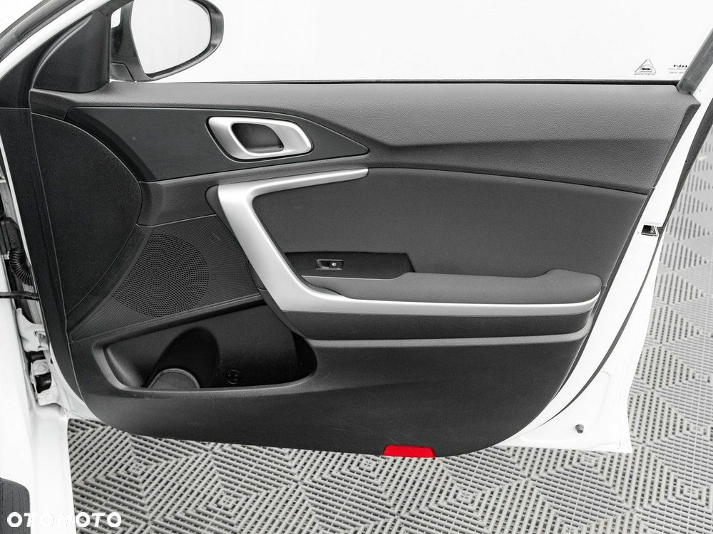 Kia Ceed 1.0 T-GDI S - 28