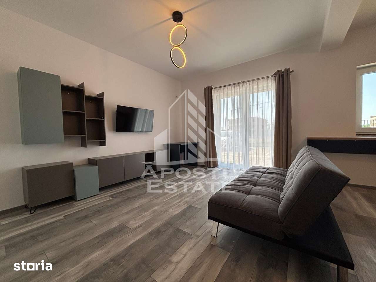 Apartament nou,2 camere si curte de 20 mp,mobilat Torontalului — fotografia 1