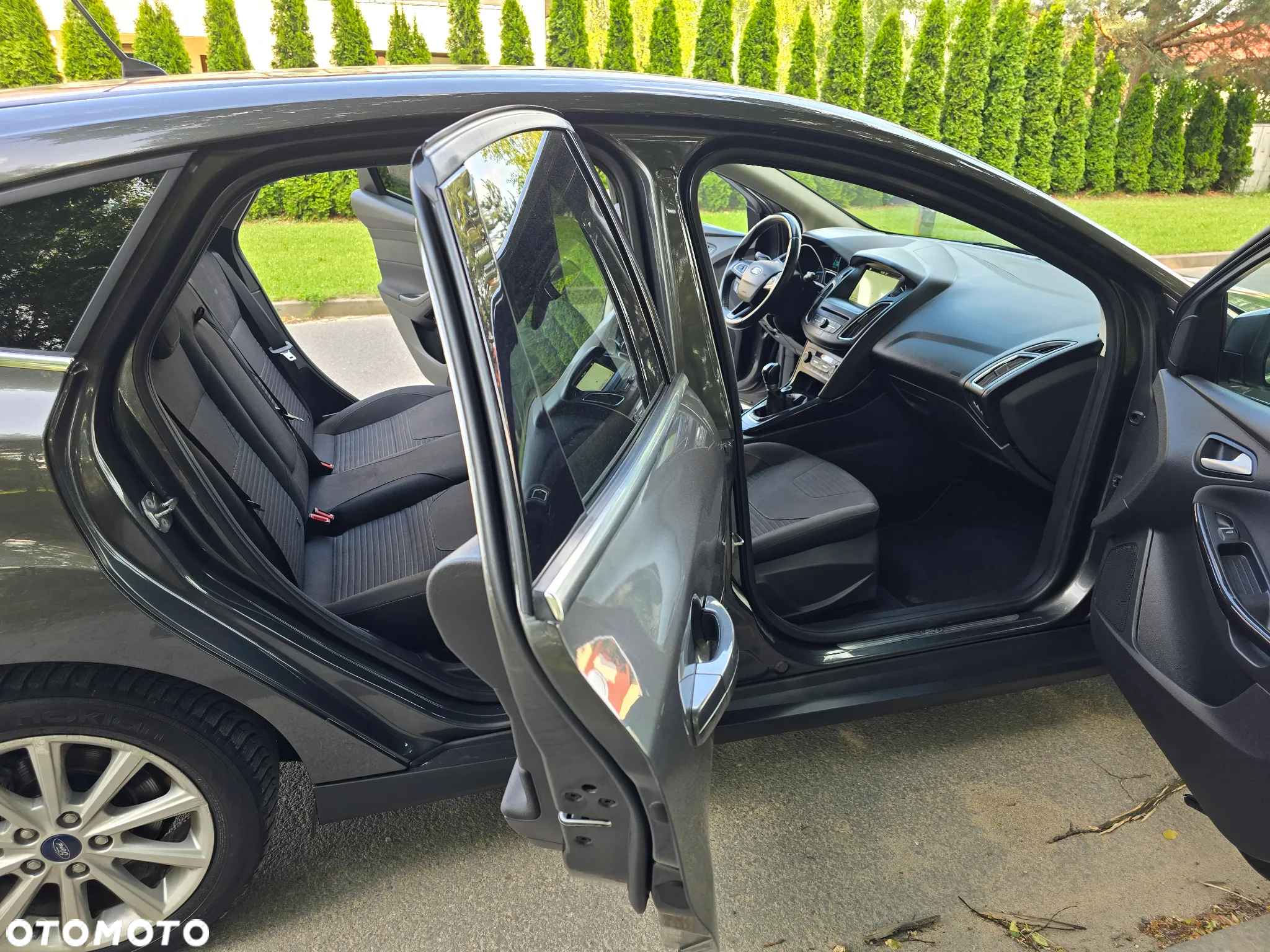 Ford Focus 1.6 Titanium - 18