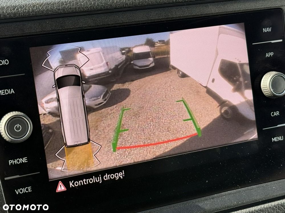 Volkswagen CRAFTER 177KM/ Średni/Navi/Klima/Kamera/Asystenci jazdy full/1378kg ładowność - 24