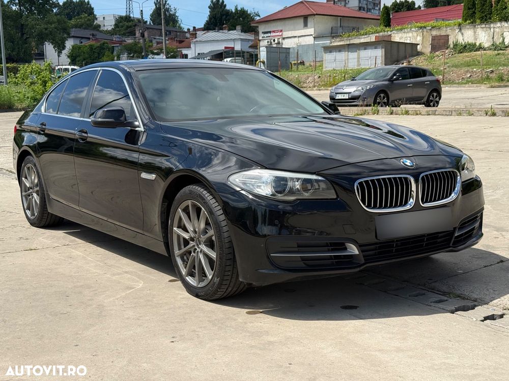 BMW Seria 5 520d xDrive Aut. - 2