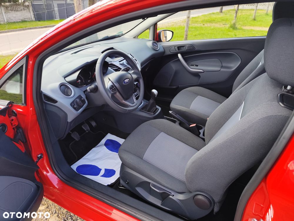 Ford Fiesta 1.25 Trend - 25