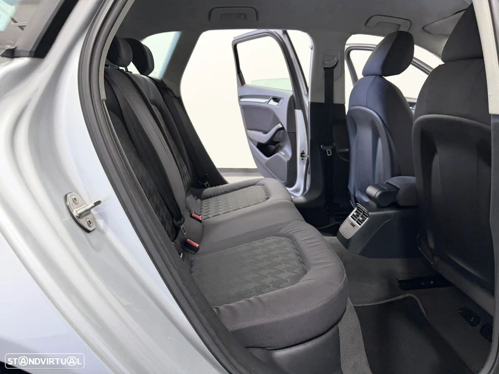 Audi A3 Sportback 1.6 TDI Advance - 38