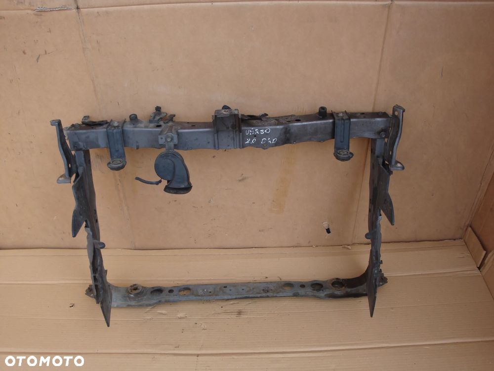 TOYOTA VERSO 09-18 pas przedni lakier 1G3 - 1