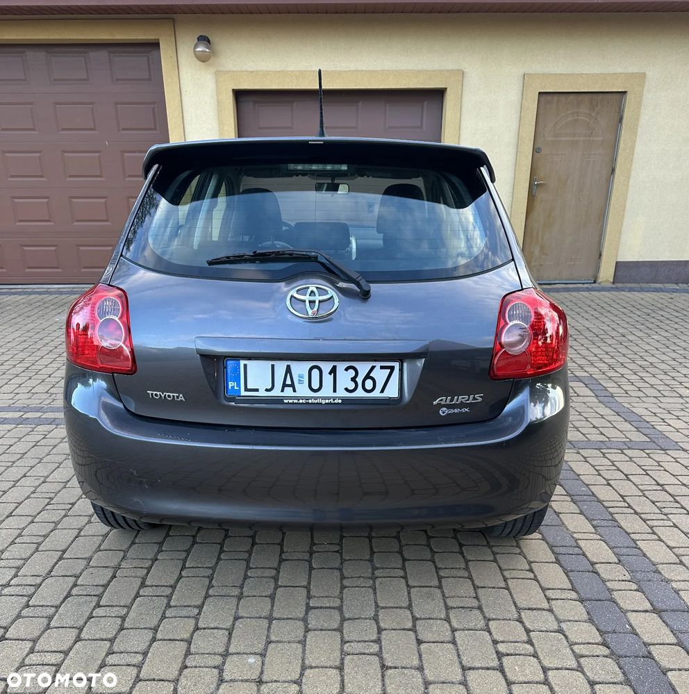 Toyota Auris 1.6 VVT-i Team - 6