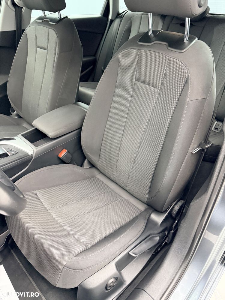 Audi A4 Avant 2.0 TDI ultra S tronic - 11