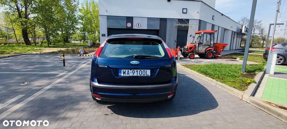 Ford Focus 1.6 Ti-VCT Sport - 4