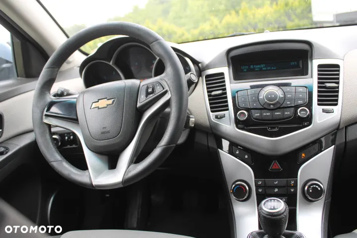 Chevrolet Cruze 2.0 VDCi LS - 8