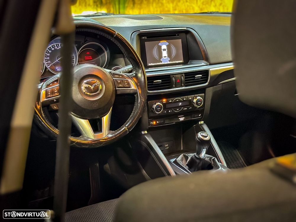 Mazda CX-5 2.2 D Essence - 34