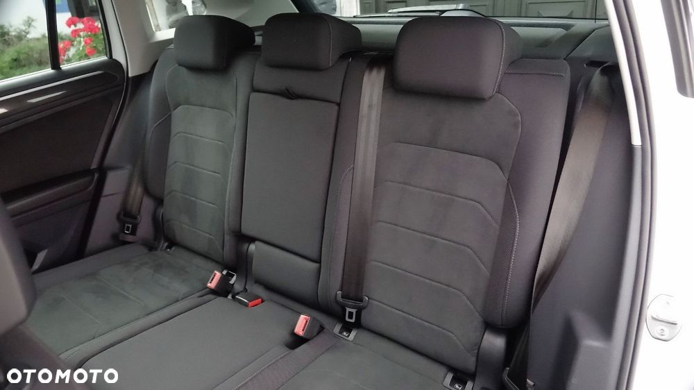 Volkswagen Tiguan - 24
