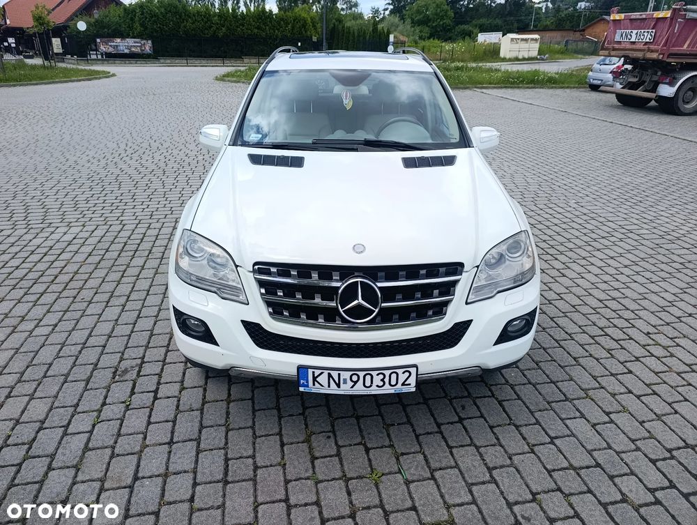 Mercedes-Benz ML 350 4Matic 7G-TRONIC - 4