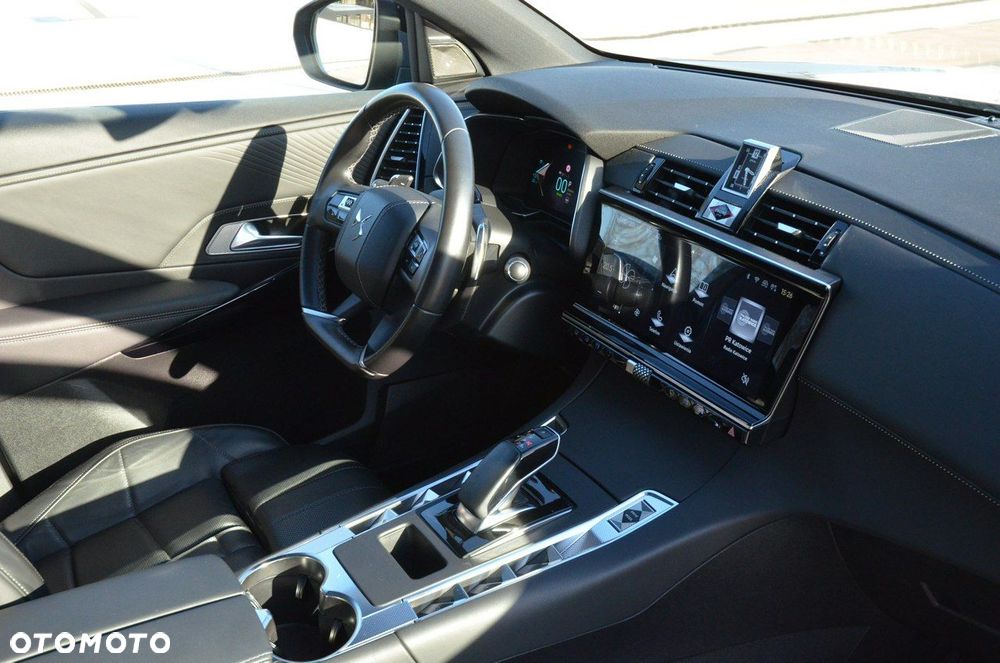 DS Automobiles DS 7 Crossback 1.6 E-Tense 4x4 Grand Chic - 27