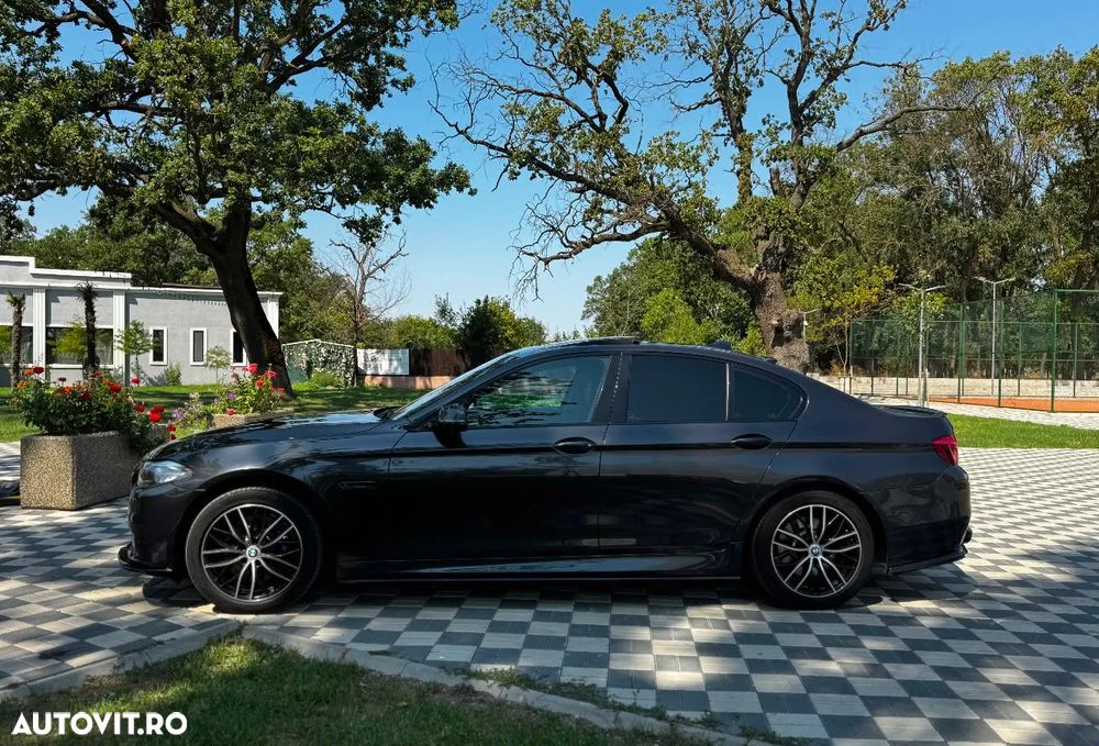 BMW Seria 5 528i xDrive Aut. - 15