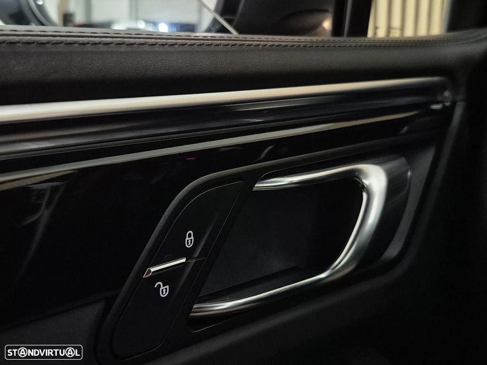 Porsche Macan S - 28