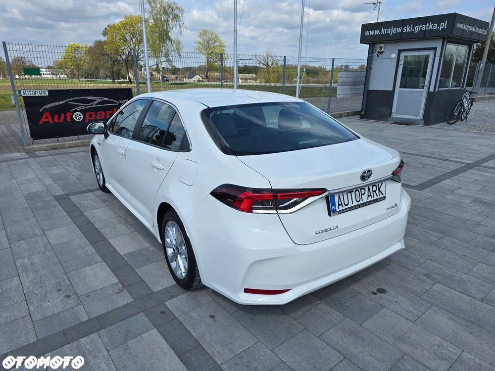 Toyota Corolla - 12