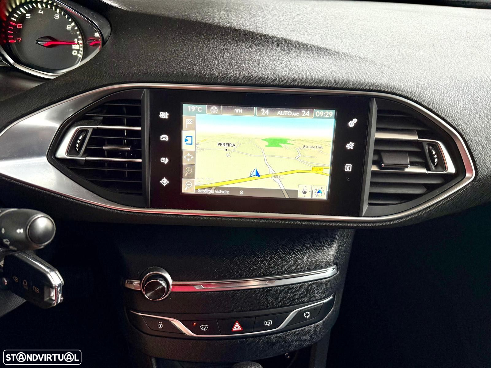 Peugeot 308 - 15