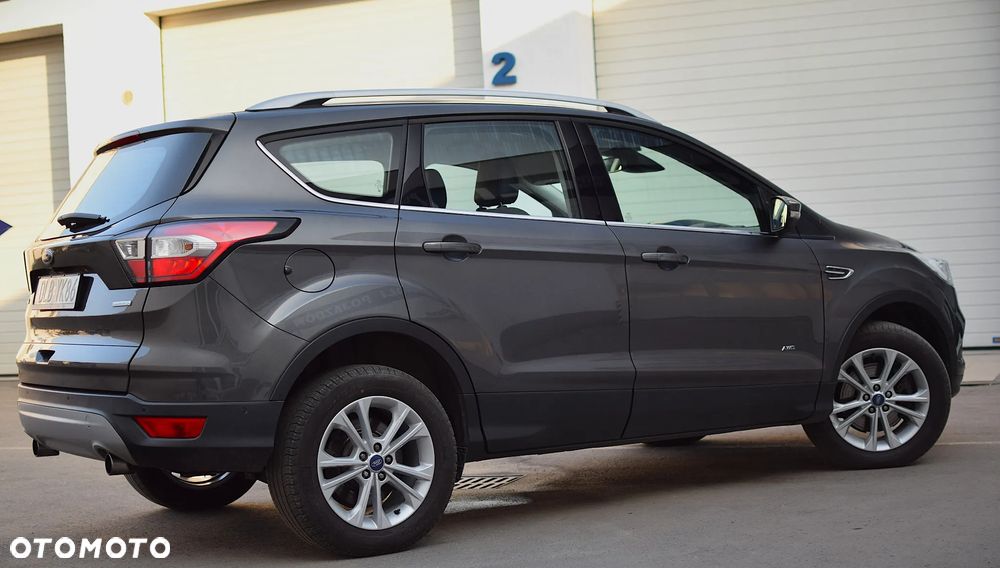 Ford Kuga 1.5 EcoBoost 4x4 Titanium - 9
