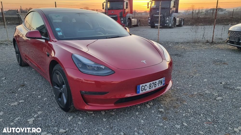 Tesla Model 3 Langstreckenbatterie Allradantrieb Dual Motor - 16