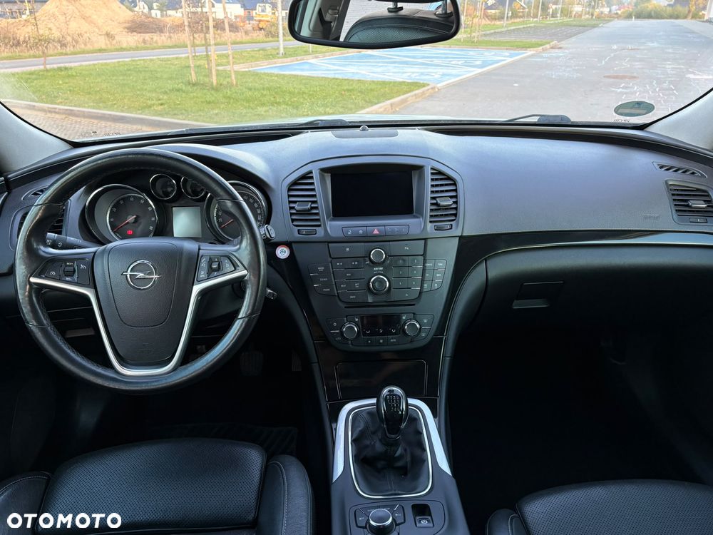 Opel Insignia - 16