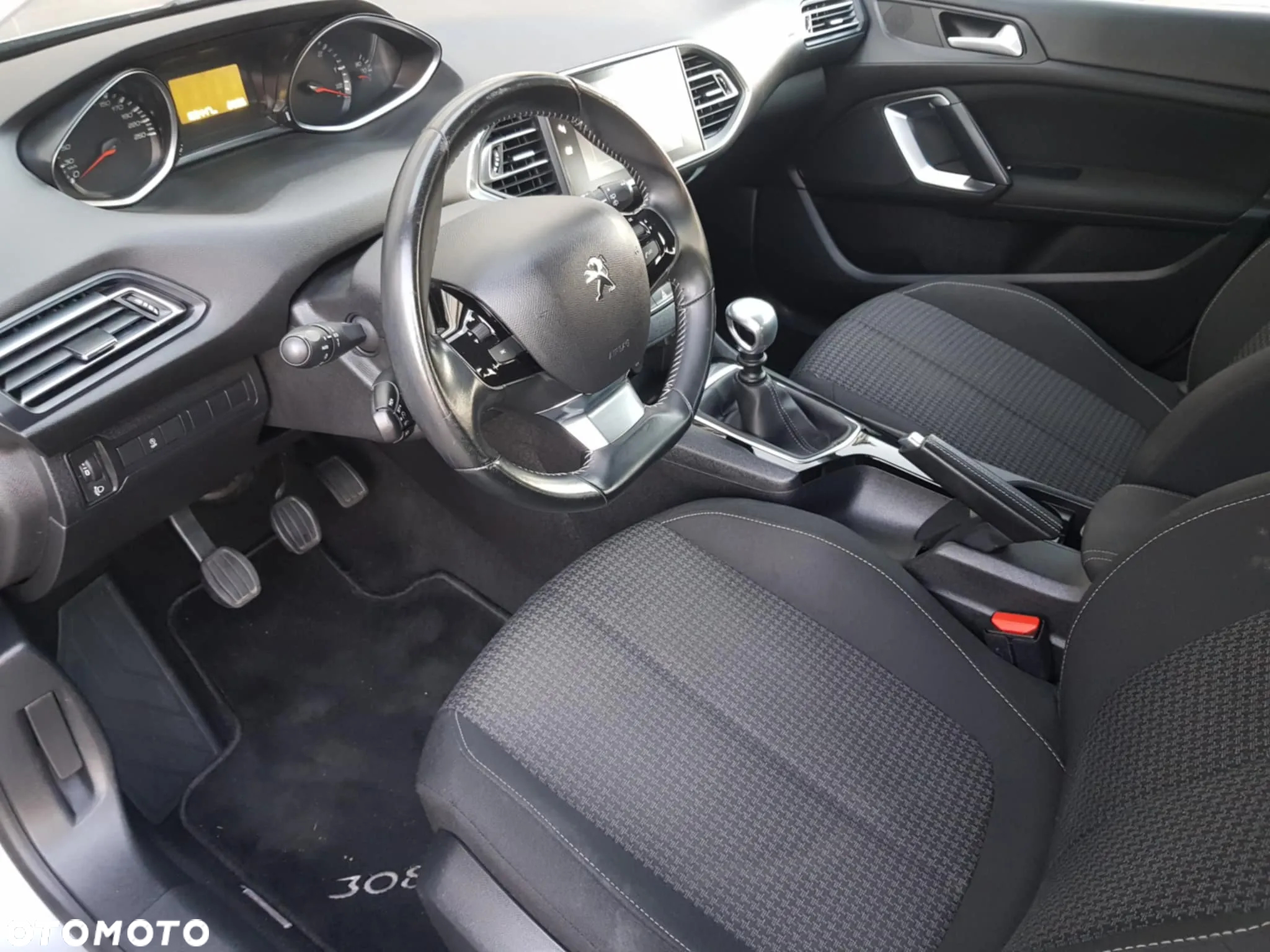 Peugeot 308 - 26