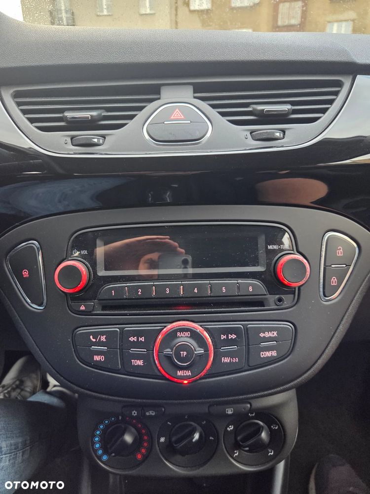 Opel Corsa 1.4 drive - 21