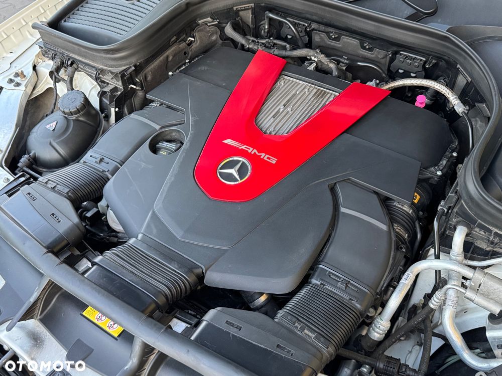 Mercedes-Benz GLC AMG 43 4Matic 9G-TRONIC - 25